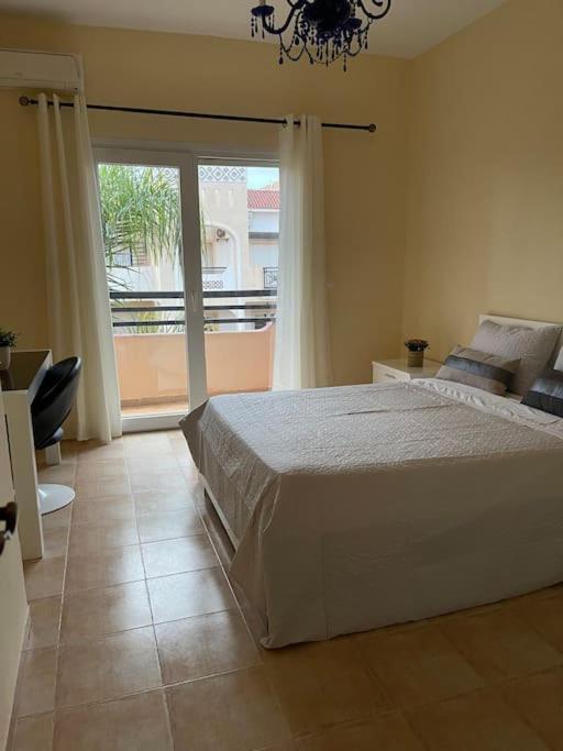 Appartement En Residence + Grande Terrasse Sur Le Toit Saïdia Exteriér fotografie