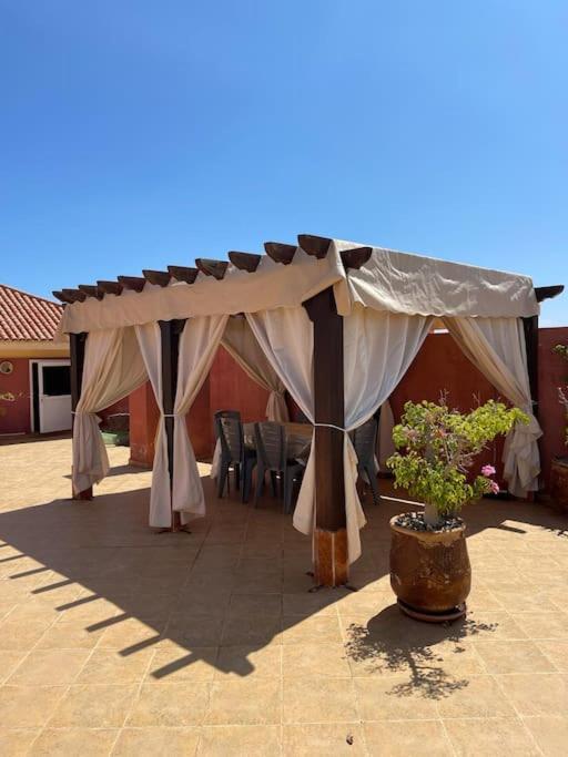 Appartement En Residence + Grande Terrasse Sur Le Toit Saïdia Exteriér fotografie
